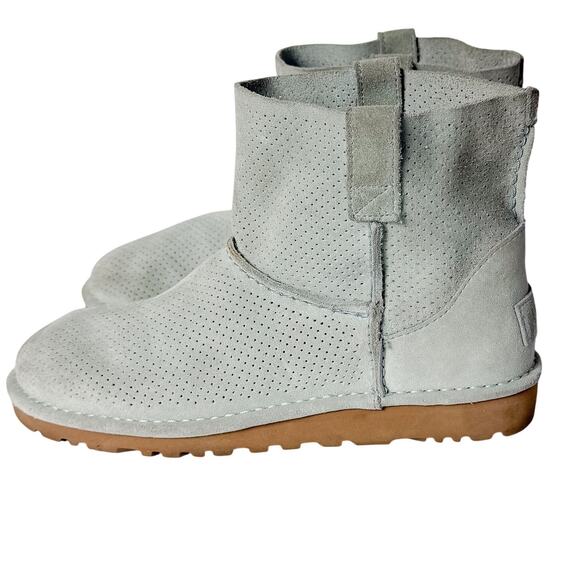 Ugg Classic Mini Perf Boots Womens 7 Aloe Vera Light Blue Unlined Suede Comfort - Picture 1 of 7